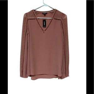 Express Clip Dot Sleeve Top Color Rose.